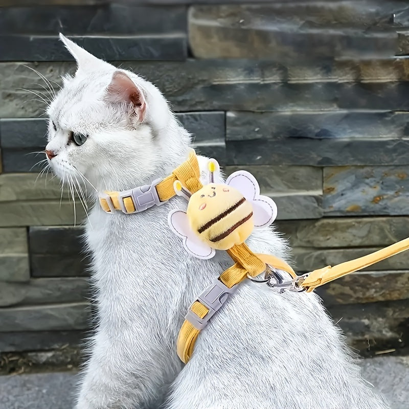 Cute Bee Plaid Cat Harness & Leash Set